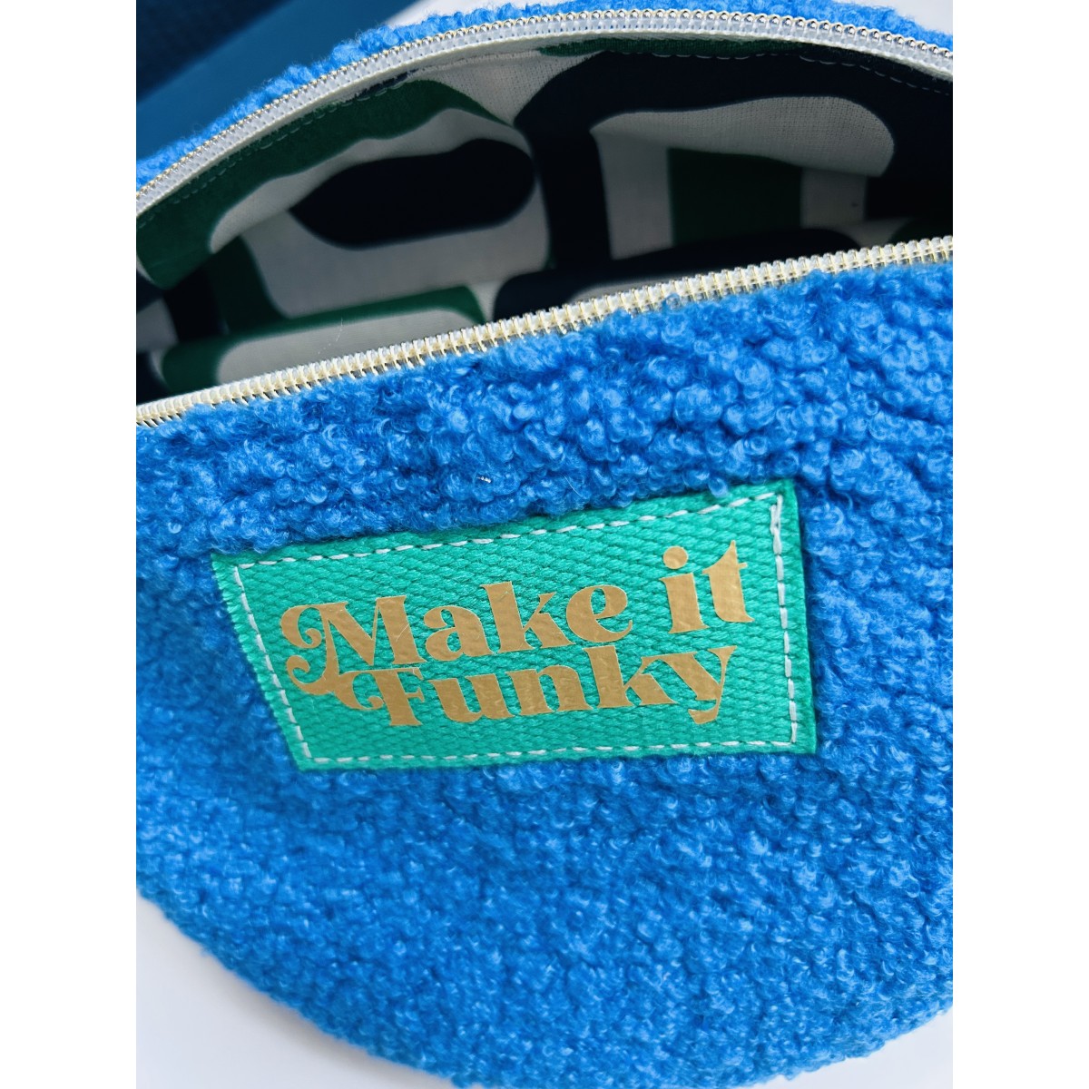Sac banane en tissu bouclette  "Make it Funky"