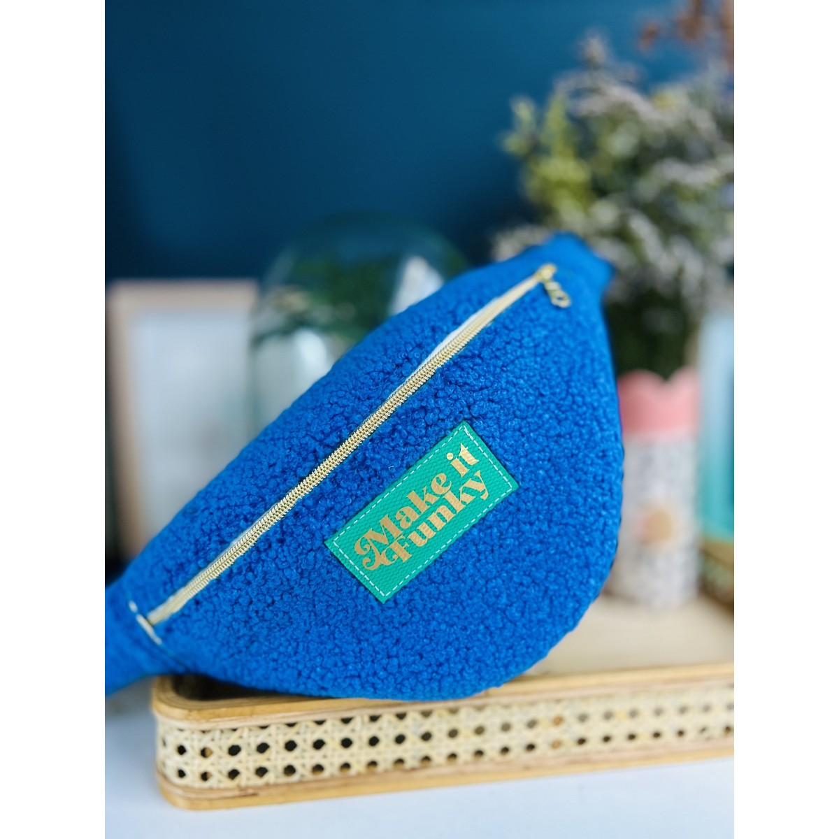Sac banane en tissu bouclette  "Make it Funky"
