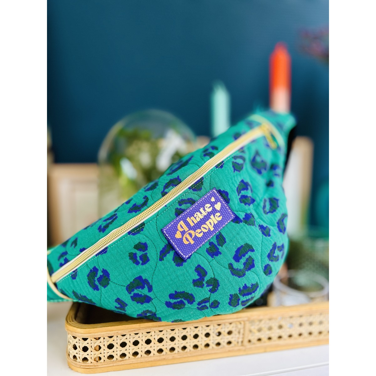 Sac banane XL en coton matelassé vert  Make It Funky"