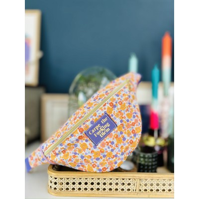 Sac banane matelassé petites fleurs "Carpe The Fucking Diem"