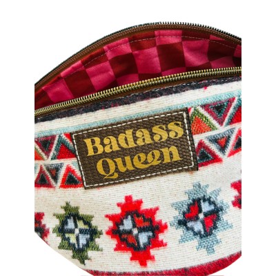 Sac banane en  canevas Amérindien "Badass Queen"