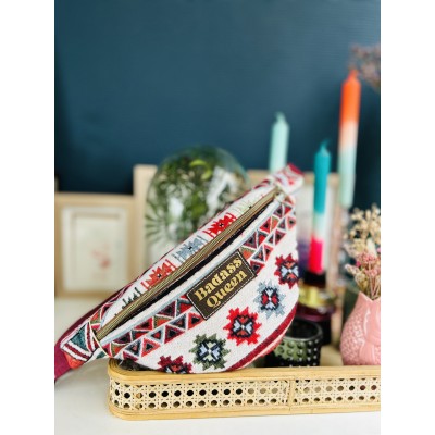 Sac banane en  canevas Amérindien "Badass Queen"
