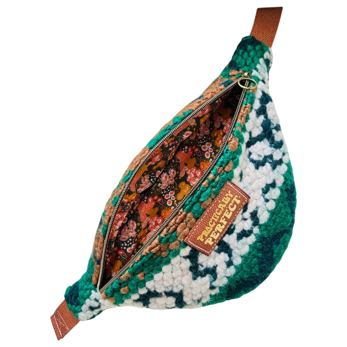 Sac banane en lainage polyester recyclé façon crochet "Pratically Perfect"