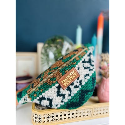 Sac banane en lainage polyester recyclé façon crochet "Pratically Perfect"