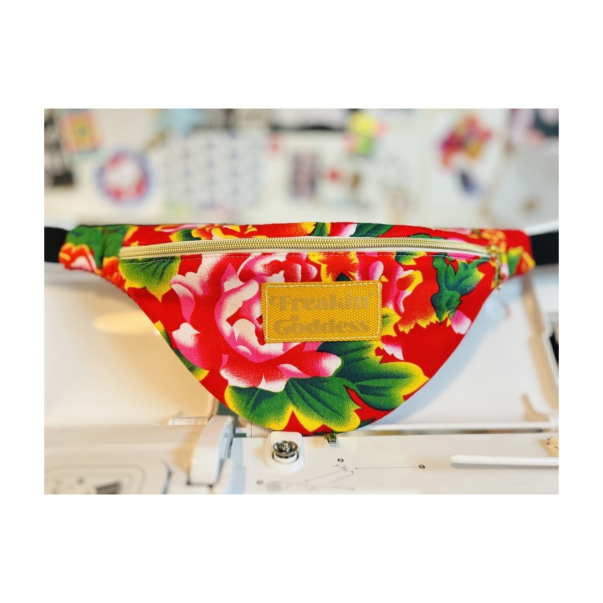 de Sac banane en coton chinois rouge "Freaking Goddess"