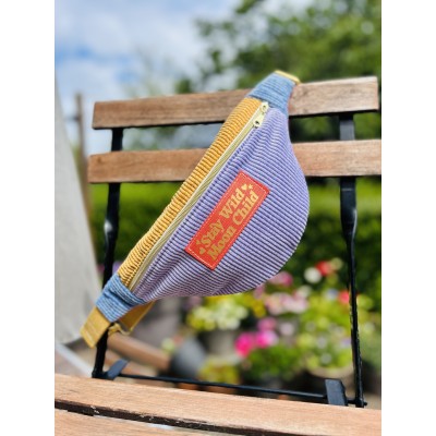 Sac banane en velours côtelé sorbet "Stay Wild Moon Child"