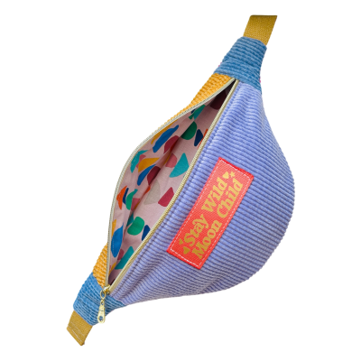 Sac banane en velours côtelé sorbet "Stay Wild Moon Child"