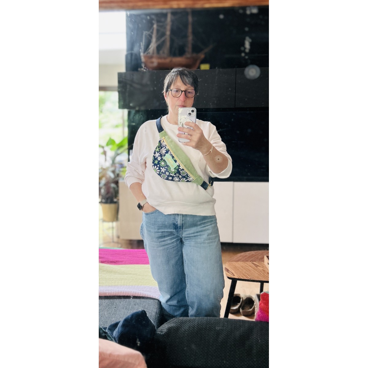 Sac banane viscose fleurie sixties upcyclée "Fuck Normality"