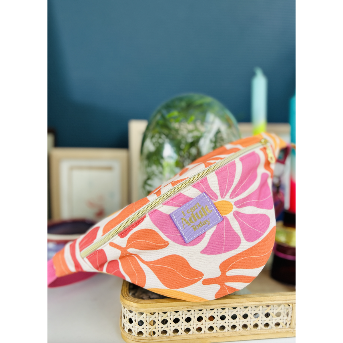 Sac banane en coton épais fleuri "I Can't Adult Today"