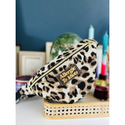 Sac banane en canevas graou léopard "Allergic to People"
