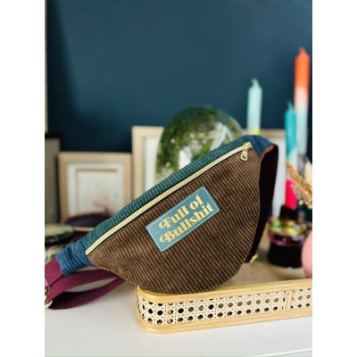 Sac banane en velours côtelé "Full Of Bullshit"