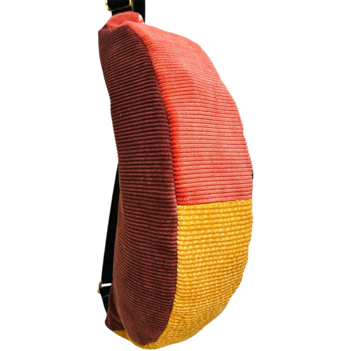 Sac demi-lune en velours et tissu vintage seventies "Weird Girls Club"